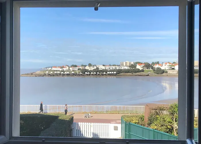 Devant la mer et la plage de ROYAN PONTAILLAC, 4chambres 2 à 8 personnes